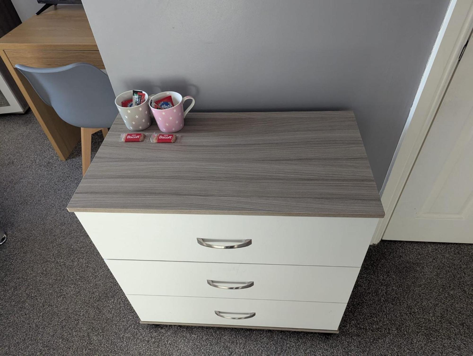 Darwin Stays - Service Accommodation In Newcastle Under Lyme City Centre מראה חיצוני תמונה